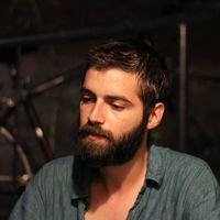 Anil Kioutsouk的照片