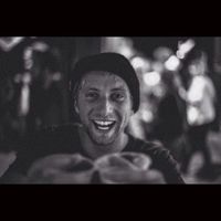 Gavin Leakey's Photo