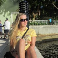 Samantha Jomi's Photo