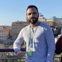 Piush Mishra的照片