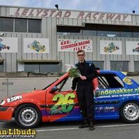 Niek van den Akker的照片