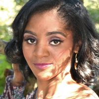 Olivia West的照片