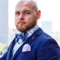 Christopher Chavis's Photo