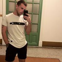 Photos de Shade Hasan