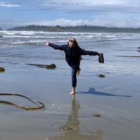 Julie Menard的照片