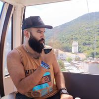 Alejo De Iuliis的照片