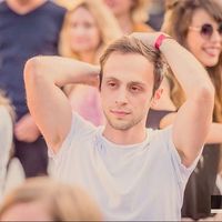 Dogan Yigit的照片