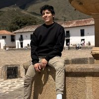 Javier Almario的照片