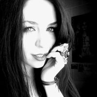 Kim Vanessa Marie-Claire Földing的照片