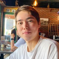 Islam Zheenbekov's Photo