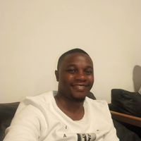 Francis Baweza的照片