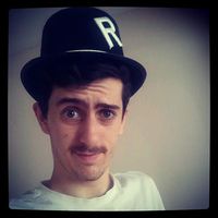 Fahri Koroglu的照片