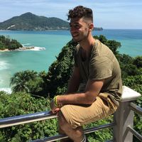 Keenan Kher-Bek的照片