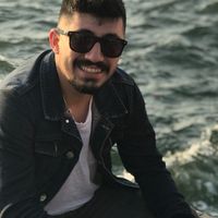 Samet Erbay的照片