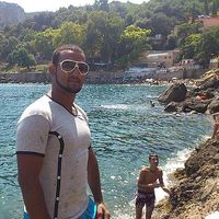 Mustapha Smania的照片