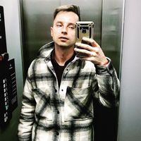 Romyk Iushchenko的照片