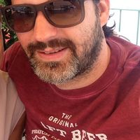 Roberto Calabria的照片