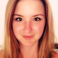 Genevieve McNicol的照片