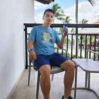 Fotos von WAYNE LIANG