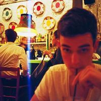 Gabriel Decker的照片