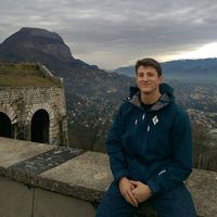 Alex Guyette的照片