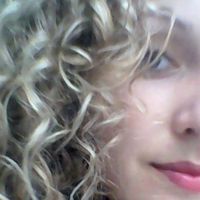 Simone Achre的照片