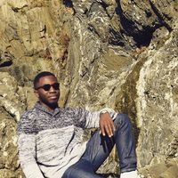 Moïse Alexandre的照片