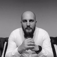 Alexis Massabo's Photo