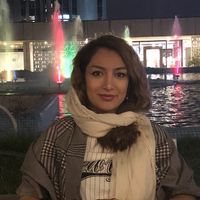 Tina Karimi的照片