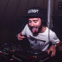 Thomas Petidis的照片