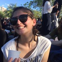 Özge Kayaaslan的照片