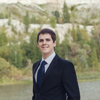 Leonid Takeyev的照片