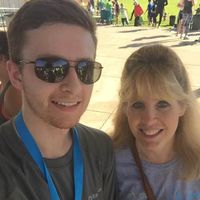 Lee Robertson的照片