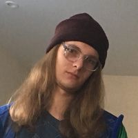 Nikita Dezhic的照片