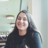 Hande Akbaş的照片