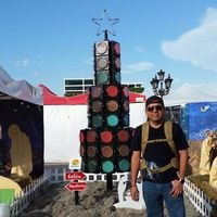 Ambrosio Romano的照片