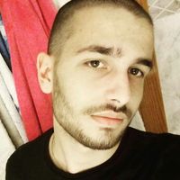 Umut Kurtulmaz的照片