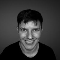 Mikhail Vilkov的照片