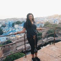 Maryross Olanday的照片