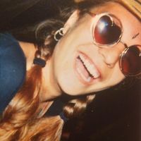 Jeanne Devis的照片