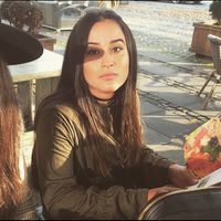 Kübra Celik的照片