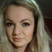 Romana Dubná的照片