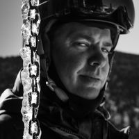 KOJI VIADE KABUTO的照片