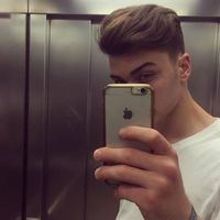 Kuba Florek的照片