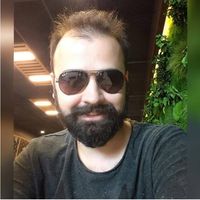 Orhan Solak的照片