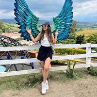 Johana Linares's Photo