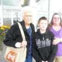 Julie Selves's Photo