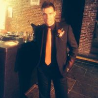 Adrian Marki的照片