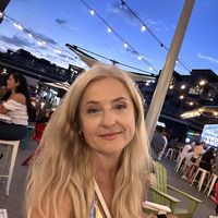 Svitlana Henderson的照片