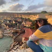 Izabella Làszlò's Photo